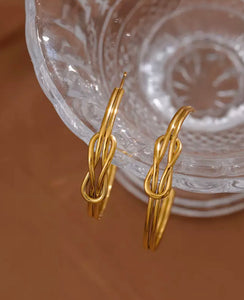 Gold Knotty Earrings