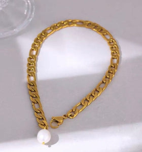 Gold Pearl Figaro Anklet