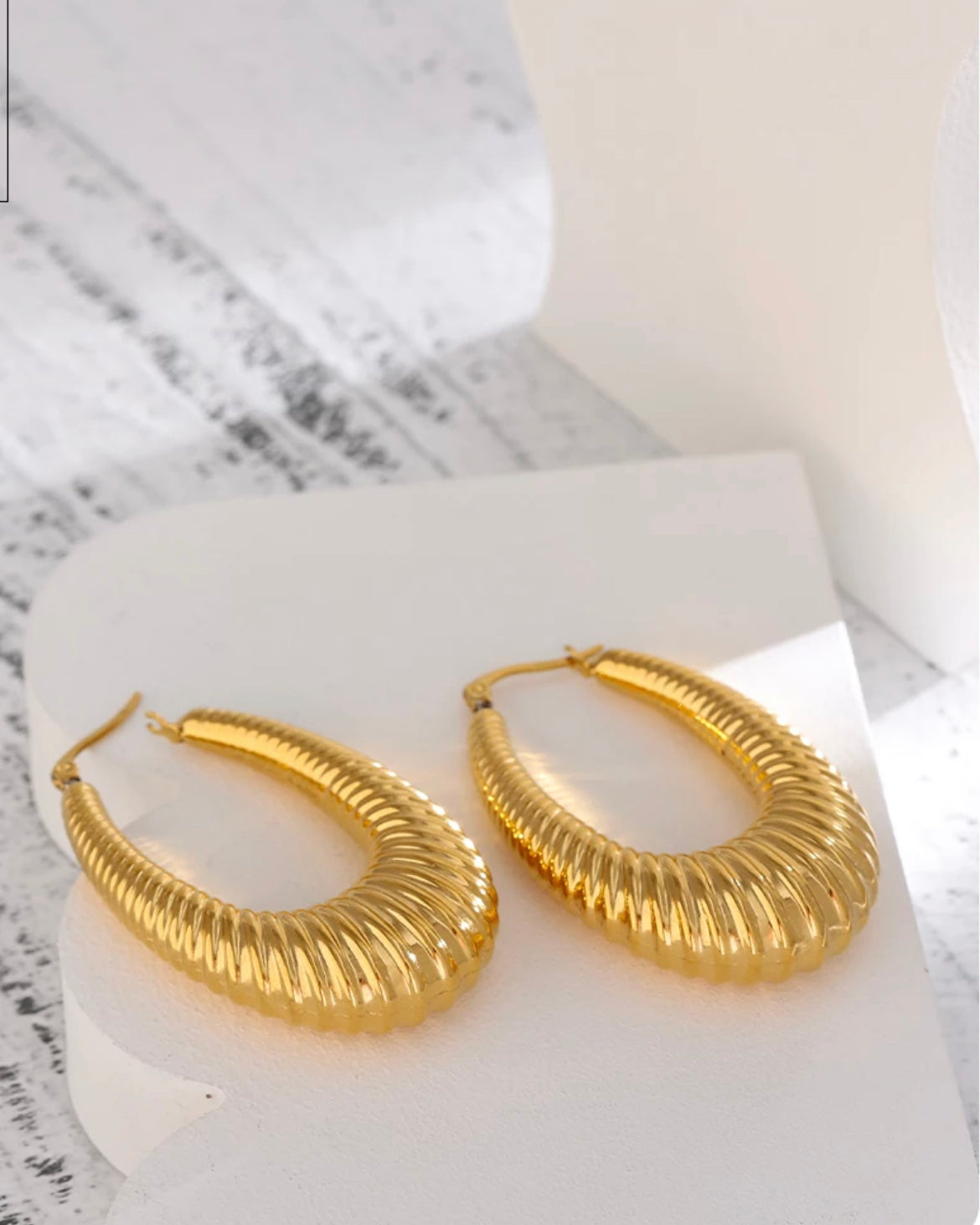 Gold Retro Style Earrings